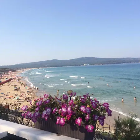 Hotell Ashram Primorsko