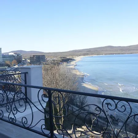 Ashram Hotell Primorsko