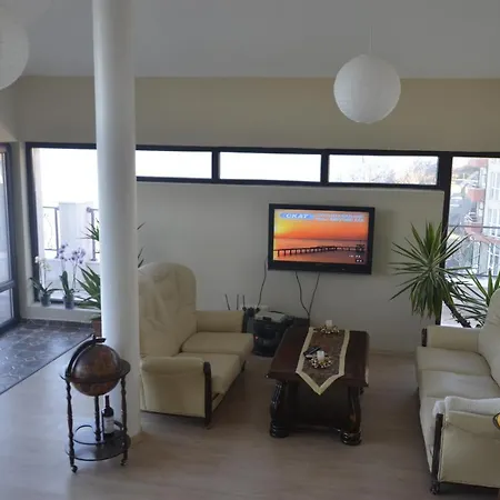 Hotel Ashram Primorsko